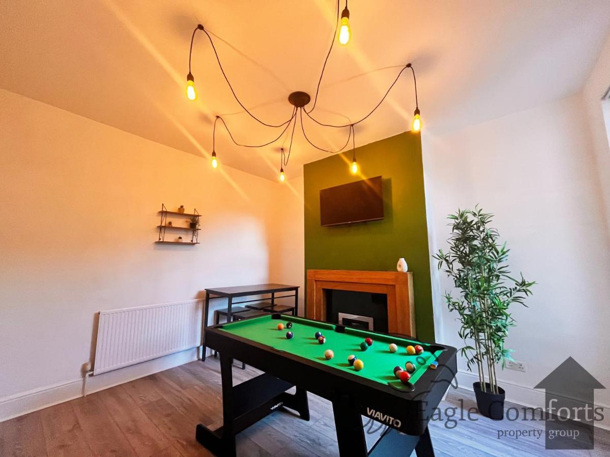 Scott House- 5 Bedrooms- Pool Table Sheffield Esterno foto